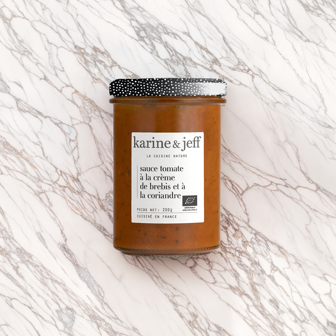 SAUCE TOMATE À LA CRÈME DE BREBIS ET À LA CORIANDRE