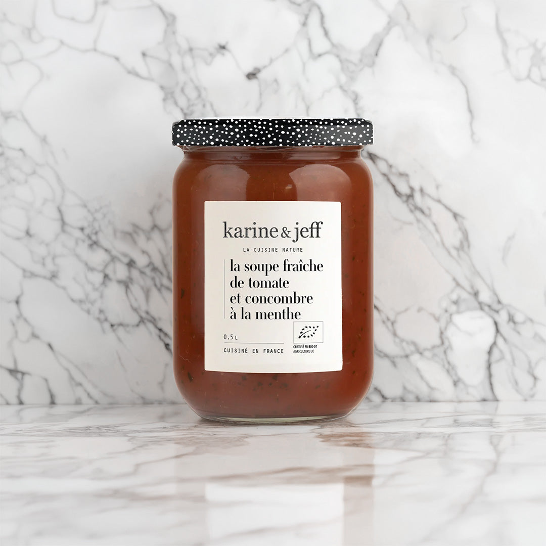 LA SOUPE FRAÎCHE DE TOMATE ET CONCOMBRE À LA MENTHE