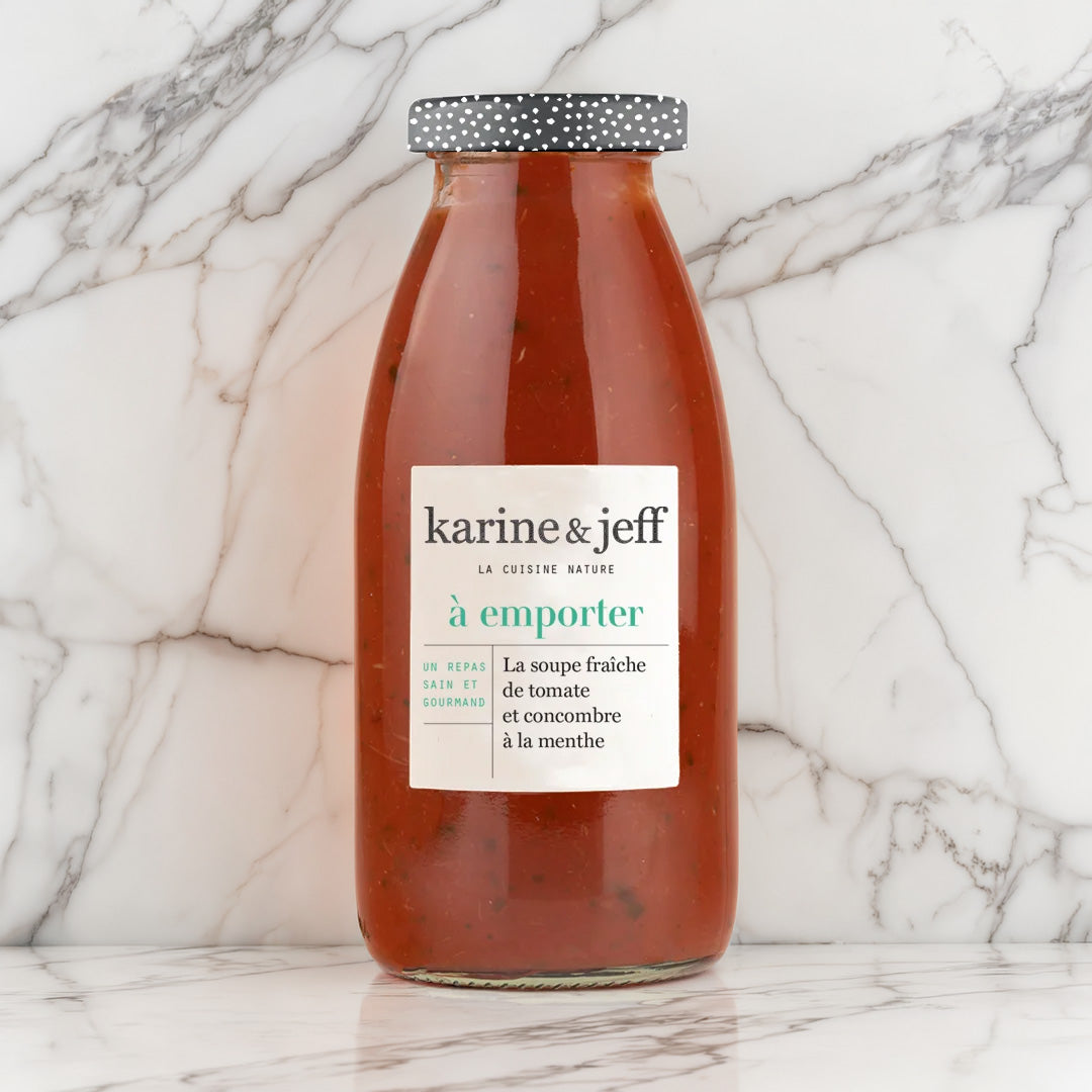 LA SOUPE FRAÎCHE DE TOMATE ET CONCOMBRE À LA MENTHE